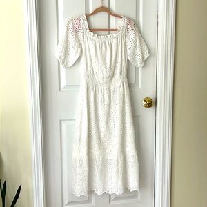 Betsy Johnson white eyelet dress. Women’s M.